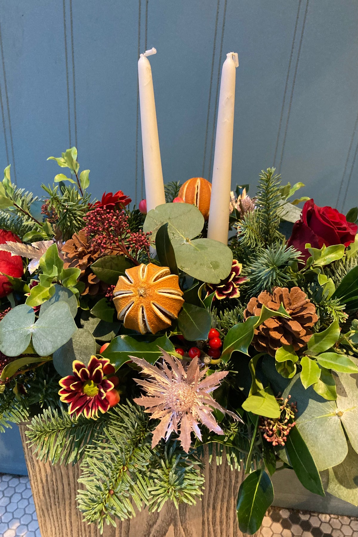 Christmas Candle Table Arrangement